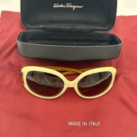 Women’s Salvatore Ferragamo sunglasses made in Italy main image 4